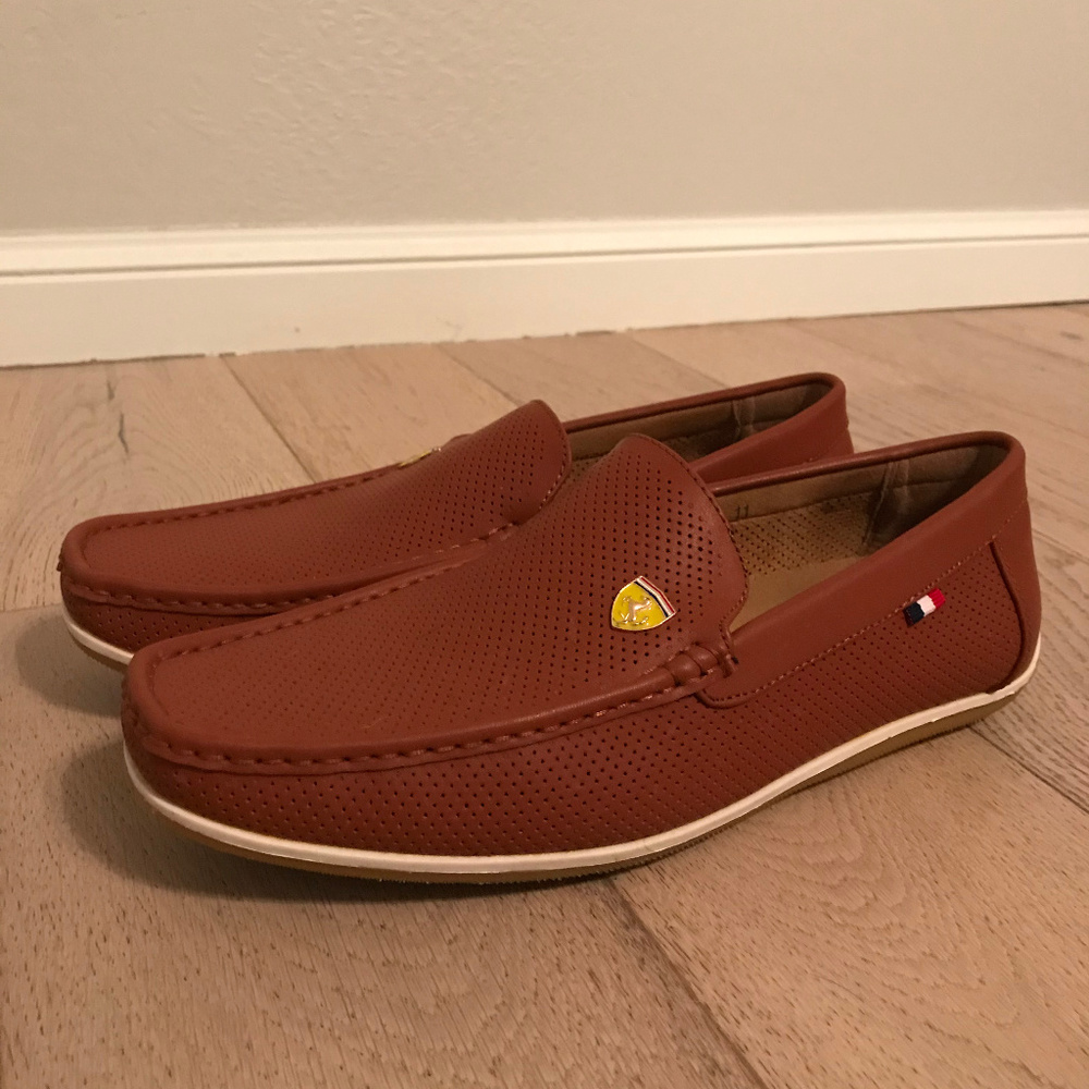 Perforated loafers